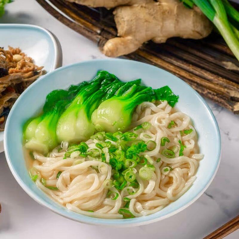 Noodles in Clear Broth